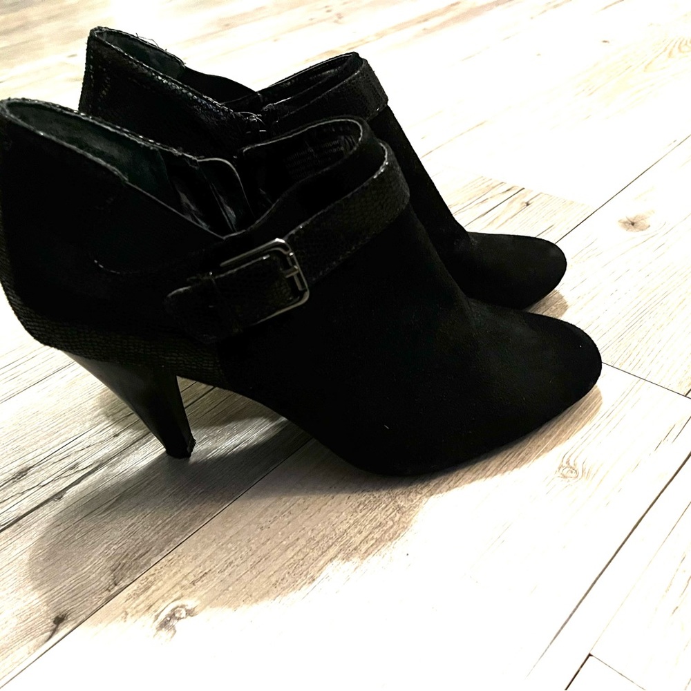 Size 10 black booties
